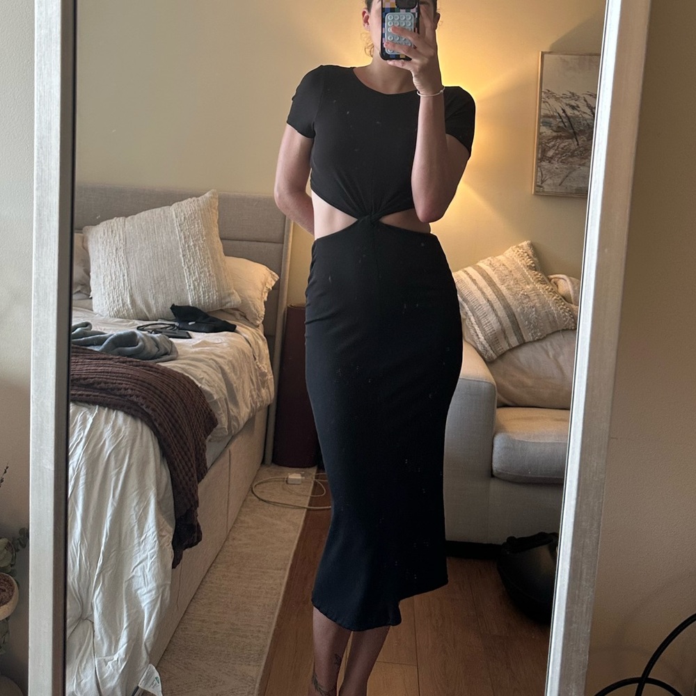 Hello Molly Elegant Black Twist-Front Backless Dress